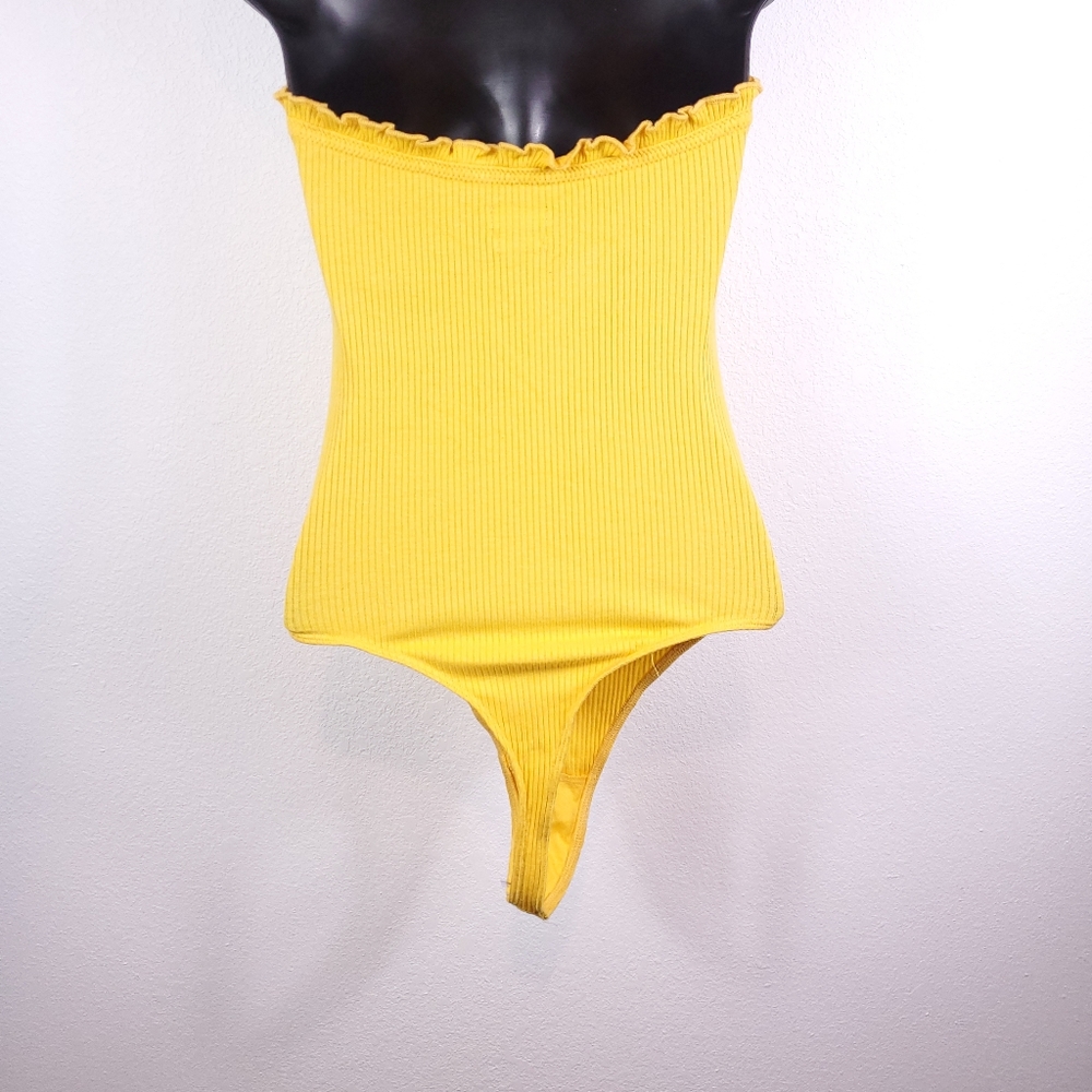 Urban Outfitters Out From Under Yellow Strapless Bodysuit - Picture 3 of 5
